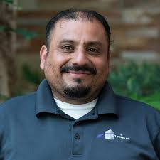 Marisa Ball's Instagram, Twitter & Facebook