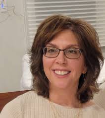 Suzanne Kushner's Instagram, Twitter & Facebook