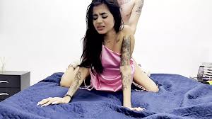 I Fuck this Boy I Met at a Party: Amateur Porn feat. Daniela Agudelo