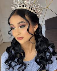 Leslie Osuna • Make up...