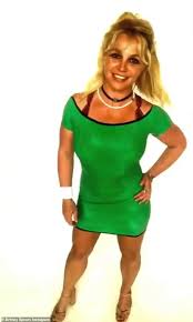 Framing britney spears is a 2021 documentary television film directed by samantha stark and produced by jason stallman, sam dolnick, and stephanie priess. Britney Spears Is Definitely Not Working On A Documentary About Her Life Despite Rumor Aktuelle Boulevard Nachrichten Und Fotogalerien Zu Stars Sternchen