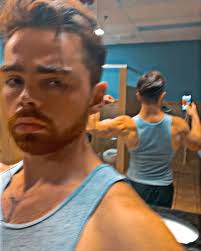 on a mission this summer ⚡️