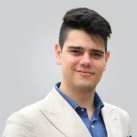 500+ perfiles de «Régis»