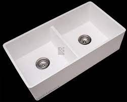 Farmhouse sinks can be made with a flat, angled, or curved front apron. Butler Sinks