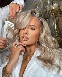 Jay On Instagram Curl Kit Volume 2 Now Available Beauty Worksonline Mollymaehague Beauty Works Hair Extensions Curls For Long Hair Balayage Hair Blonde