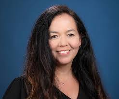 Kim Abbey's Instagram, Twitter & Facebook