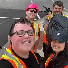 Thank you to the individuals who keep Sailing Club Rd litter-free