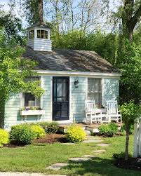 Cottage Retreat In Kennebunkport Maine The Yellow Note Backyard Cottage Cottage Retreat Cottage Exterior
