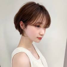シースルー前髪とニュアンスもみあげが可愛い丸みショート garden tokyo 今野 佑哉のヘアスタイル ヘアアレンジ 髪型 ヘアカタログlala ララ ショートのヘアスタイル シースルーバング ボブ 髪型