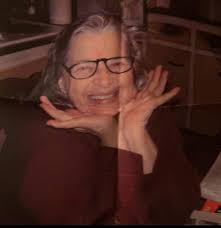 This is a picture of my mother, she died in 2003. Can someone please  improve the picture. Thank you very much ❤️