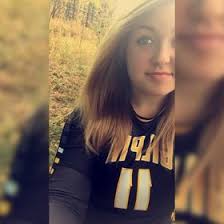 Lindsey Brook (lindseybroook)