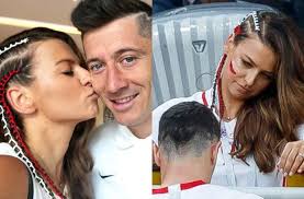 Anna i robert lewandowscy wraz z dziećmi wrócili do polski. Instagram Vs Rzeczywistosc Tak Lewa Wyglada Bez Filtrow I Pomocy Grafikow