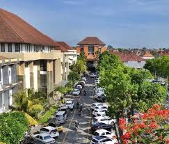 Sedangkan untuk biaya masuknya sekitar 33 jutaan. Update 2020 Daftar 5 Universitas Terbaik Di Bali Ptn Pts