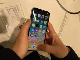 Viziunea apple a fost dintotdeauna crearea unui iphone cu ecran pe toată suprafața. Iphone X A Fost Lansat In Romania Primele Impresii Itutorial Ro