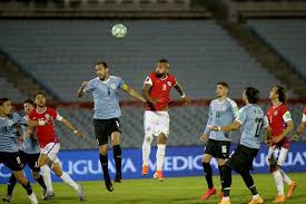 Suárez solo hizo el gol que fue de penal y es el mejor evaluado! Chile Pierde Ante Uruguay Con Un Robo Del Porte De Un Var Atentos