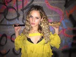 Hold Up They Don T Love You Like I Love You Beyonce Hold Up Costume Beyonce Costume Up Costumes Halloween Costumes