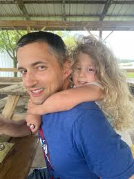 On Thursday of this past week we had the great JOY of meeting up with our  nephew ,Josh Dimkoff, his amazing wife, Beth Dimkoff, and their four  adorable children--Ava, Adie, Gabe, and