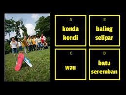 Permainan ini dikenali dengan beberapa nama iaitu tikam selipar, tiga selipar dan bola selipar. Kuiz Permainan Sumber Pengajaran
