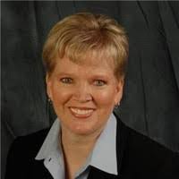 Bonnie Dowd's Instagram, Twitter & Facebook