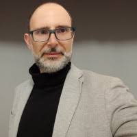 Oliver Luebbenjans Email & Phone Number