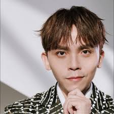 Dora謝雨芝- Dora謝雨芝added a new photo.