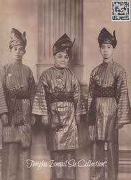 Hasil perjuangan ini, malayan union dibubarkan oleh penjajah dan kuasa serta martabat. Cerita Dari Lipis Lenyapnya Kesultanan Melayu Di Indonesia