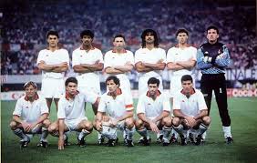 Premiati galliani, maldini, baresi, tassotti, costacurta (ritira il premio gattuso). Un 11 Da Favola Il Milan Degli Immortali 1987 1991 By Parliamo Di Calcio Medium
