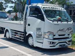 Unik Pilihan Variasi Kaca Depan Mobil Pick Up Panduan Pembeli Mobil123 Com