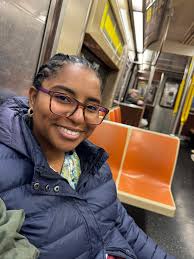 Hello! I'm moving to New York and looking for 1 or 2 roommates to apartment  hunt in Brooklyn for a November/December move-in. Budget is $1200-1500. I'm  looking around Crown Heights, but open