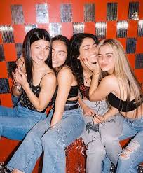 Pin By Kimberly On Avani In 2020 Friend Photoshoot Best Friend Photoshoot Girl Photos