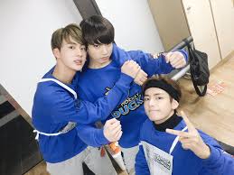 Taehyung and jin have always . Kim Mari On Twitter Bts Jin Jungkook V Kim Seok Jin Jeon Jungkook Kim Taehyung Https T Co Fj9lukge1l