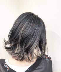 映えヘアカラー おしゃれに垢抜けるボブだからカワイイ髪色 hair ハイライト ボブ ハイライト 黒髪 ショートのヘアスタイル