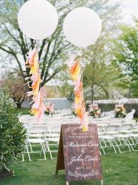 Nuestra decoración con globos para una boda fucsia y blanca. Quieres Ideas Para Decorar Tu Boda Con Globos Este Es Tu Post