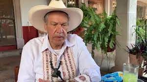 Cómo contactar al Padre Pistolas | By La Bruja Política | Facebook