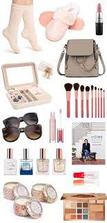 Here are the 100 best christmas gifts for 2020, so you can shop for everyone, from best this is that list—the best christmas gifts for 2020! The Best Christmas Gift Ideas For Women Under 25 No Matter Who You Re Shopping For T Cool Gifts For Women Birthday Gifts For Teens Christmas Gifts For Women