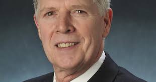 Dr. John McDowell Named 2024 R.B.H. Gradwohl Laureate