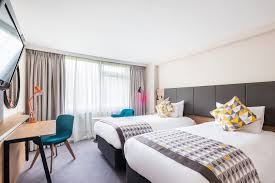 Holiday inn coventry m6 j2 is in a great location near coventry city centre and the m69, m1, m6 and m42 motorways. Holiday Inn Coventry M6 Jct 2 Coventry Eng United Kingdom Compare Deals