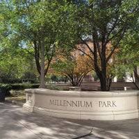 12hr/ $14 parking available at millenium park garage located at 5 south columbus drive chicago, il 60603. Millenium Parking Garage Parkplatz In Grant Park