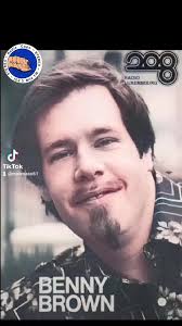 Benny Brown: Icona della Radio Americana in Europa