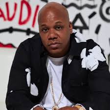 Happy 59th Birthday to the legendary Too $hort 🎙️🍾🎉🙌🏾🎂 one of them  ones fasho 😎