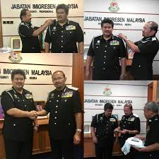 Maid online oleh jabatan imigresen malaysia ialah portal rasmi jabatan imigresen malaysia merupakan salah satu agensi di bawah kementerian dalam negeri. Imigresen Malaysia On Twitter Majlis Pemakaian Lencana Pangkat Baharu Kepada Ybhg Dato Abdul Halim Bin Abdul Rahman Timbalan Ketua Pengarah Imigresen Pengurusan Https T Co Svel2aouw4