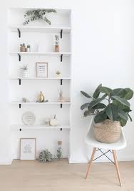 Wohngoldstuck Dekoration Eine Nische Als Wandregal Und Eine Kleine Herbstinspiration Wanddeko Wohnzimmer Regalwand Wandnischen