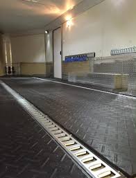 Here are the best flooring ideas for a cargo trailer. Trailer Flooring Hardcore Sledder