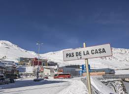 Set at an altitude of 2,080 metres the resort of pas is the highest in the pyrenees and attracts many skiers and snowboarders enjoying it's excellent. Pas De La Casa Ski Things To Do In Pas De La Casa How To Get There