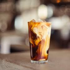 This was her first proper collaboration with fernando garibay and white shadow. Sekilas Sama Simak Perbedaan Iced Coffee Ice Americano Dan Cold Brew Lifestyle Liputan6 Com