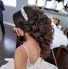 Then, create curls for the hair ends to make your long hair more elegant. Quinceanera Hair Ideas Popular Hairstyles For Quinces