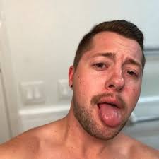 Nick Darrow (@_NickD_)