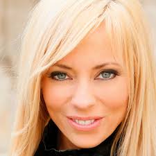 Tonya Leigh's Instagram, Twitter & Facebook