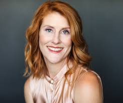 Lisa Enochs's Instagram, Twitter & Facebook