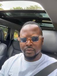 Congratulations to 26 year old Dickson Hassan Nkhosi, the first winner of  the WHAT CAN YOU DO WITH 100,000 KWACHA CAMPAIGN. Earlier today, my brother  BFB met Dickson and gave him his